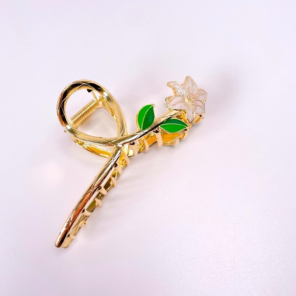 NEW Gold Metal White Lily Green Leaves Hair Claw - Picture 6 of 10